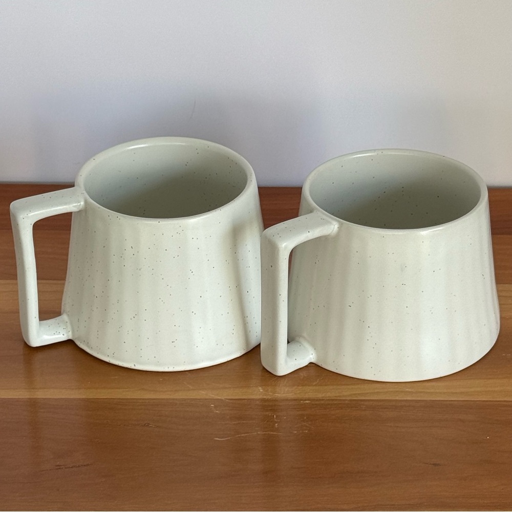 MCM Style Coffee Mugs Cream With Speckles Set of 2 Wide Base Ergonomic Handle